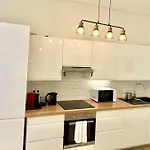 Cosy 48m Centre Et Gare A Pied Proche Musee D Art Moderne Wifi 4 Personnes ストラスブール