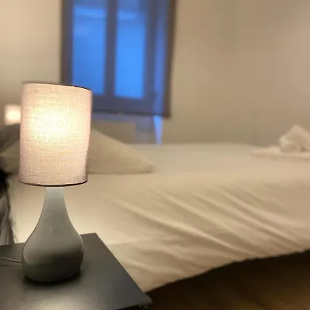 Cosy 48m Centre Et Gare A Pied Proche Musee D Art Moderne Wifi 4 Personnes דירה