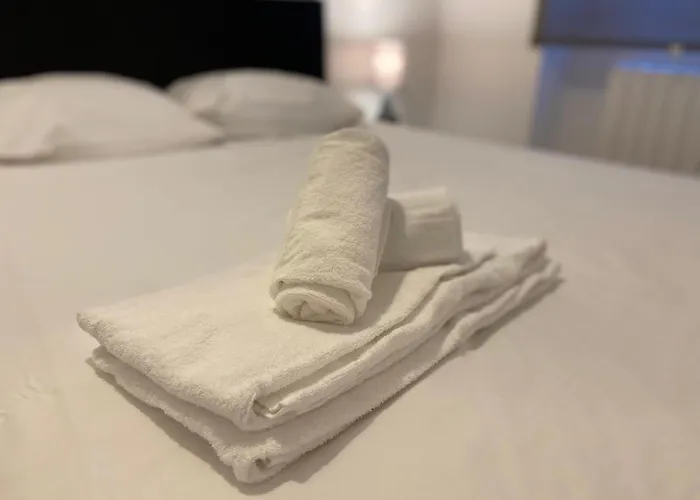 Cosy 48m Centre Et Gare A Pied Proche Musee D Art Moderne Wifi 4 Personnes *