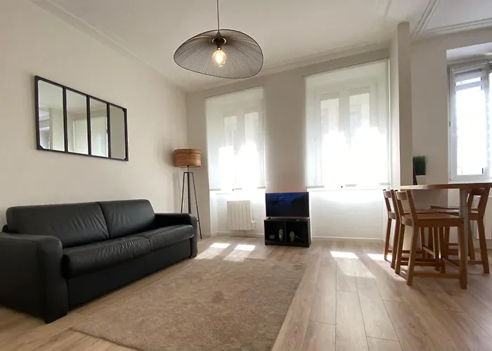 Cosy 48m Centre Et Gare A Pied Proche Musee D Art Moderne Wifi 4 Personnes Apartman